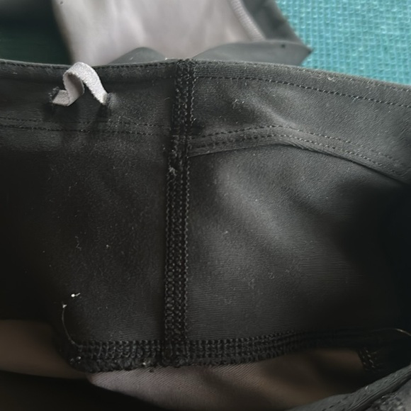 Athleta Stealth TruCool 7/8ths Tight Black Gray Perforated Leggings Small - Picture 9 of 11